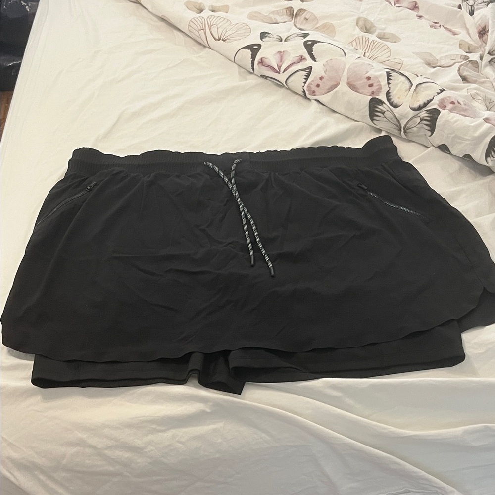 Women's Black Athletic Skort